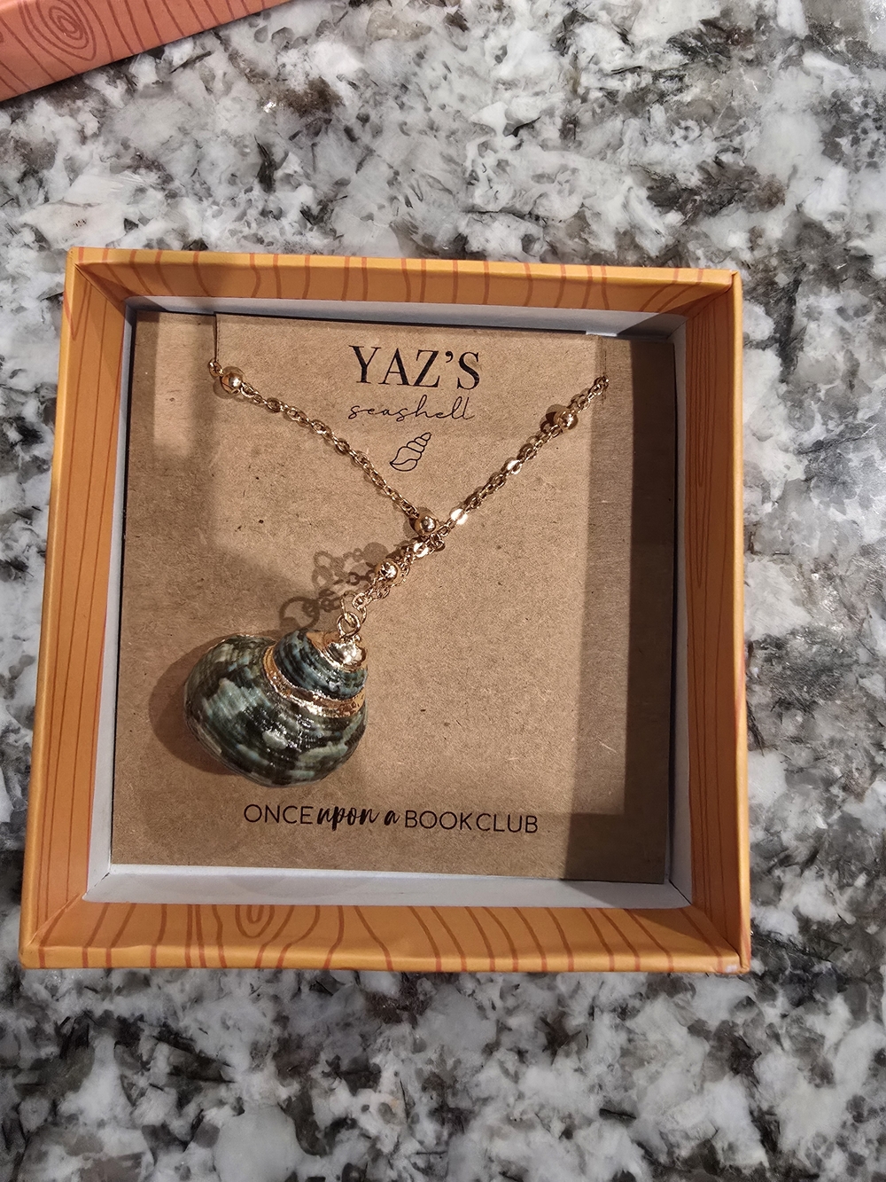 Seashell Gold Chain Necklace with Green Shell Pendant